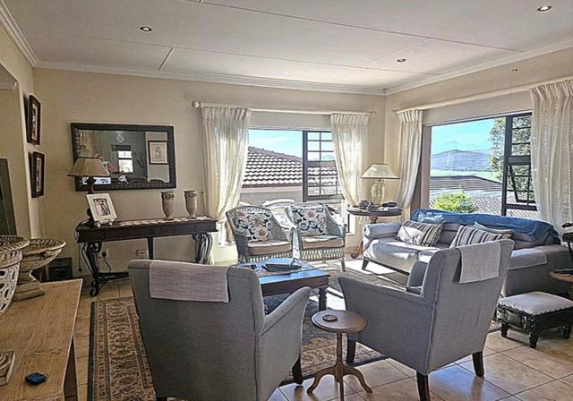 3 Bedroom Property for Sale in Reebok Western Cape